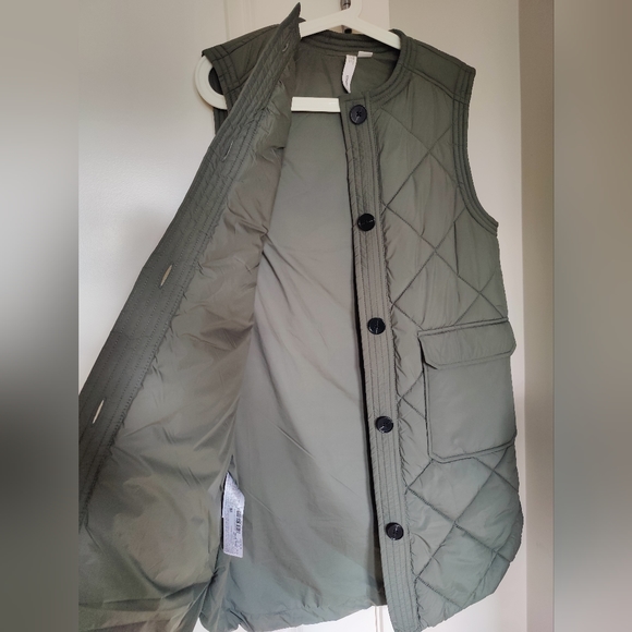 Mango Button-Front Long Quilted Vest size S - Picture 8 of 9